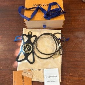Louis Vuitton Louise Silicon Phone Case with Monogram Lanyard